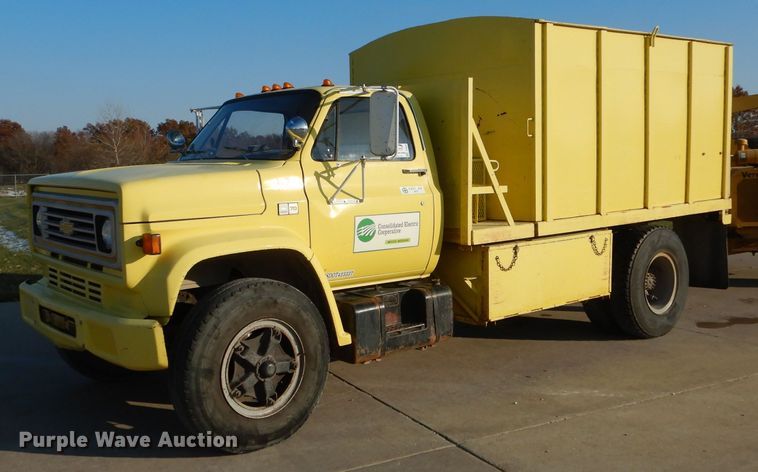 image for item DH6832 1984 Chevrolet C70 chipper truck