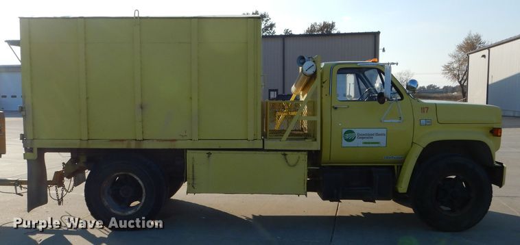 image for item DH6832 1984 Chevrolet C70 chipper truck