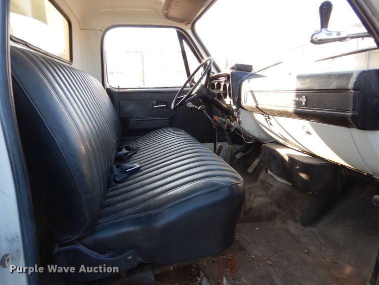 image for item DH6832 1984 Chevrolet C70 chipper truck