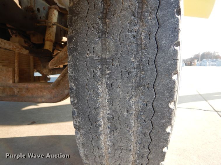 image for item DH6832 1984 Chevrolet C70 chipper truck