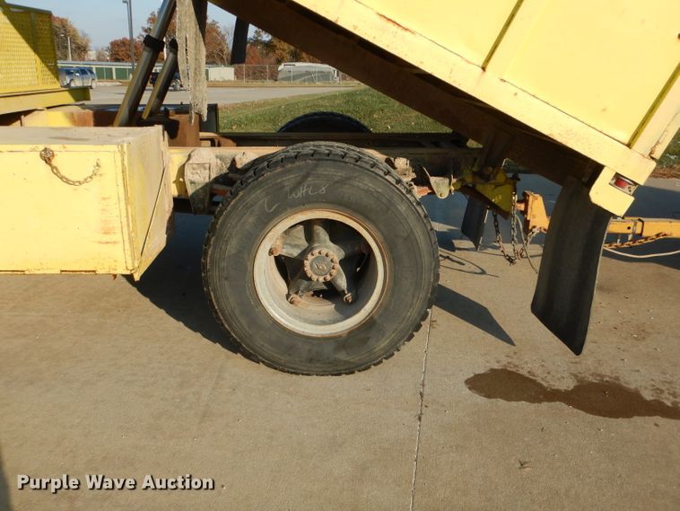 image for item DH6832 1984 Chevrolet C70 chipper truck