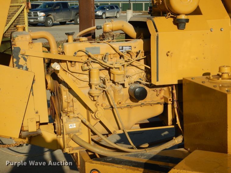 image for item DH6833 Vermeer 1250 chipper