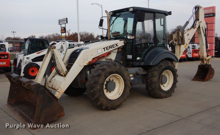 image for item DH6853 Terex 970B backhoe