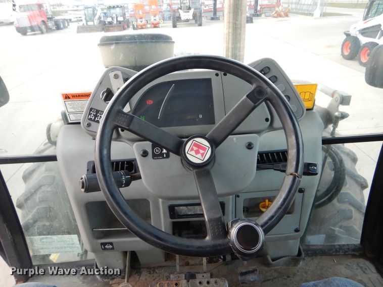 image for item DH6853 Terex 970B backhoe