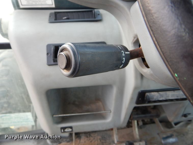 image for item DH6853 Terex 970B backhoe