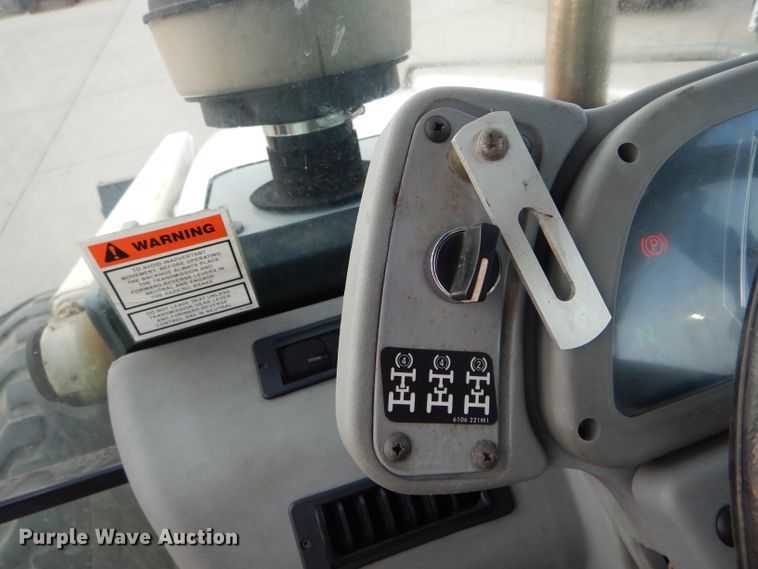 image for item DH6853 Terex 970B backhoe