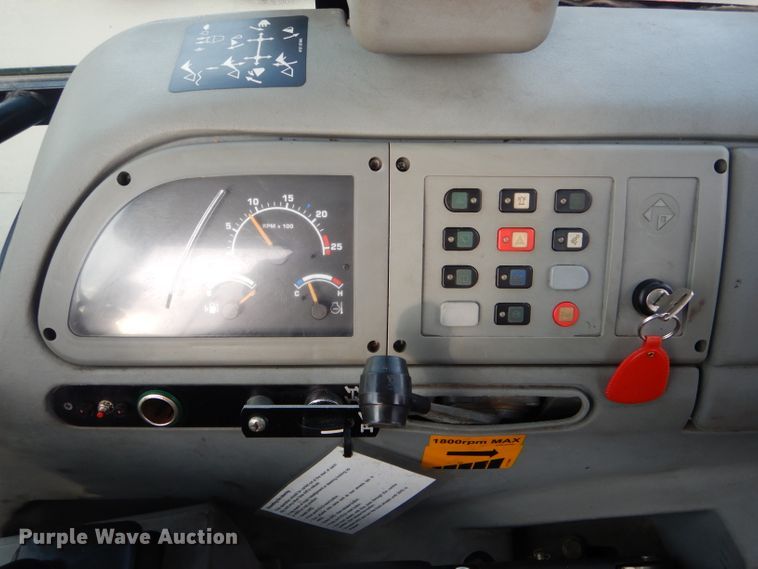 image for item DH6853 Terex 970B backhoe