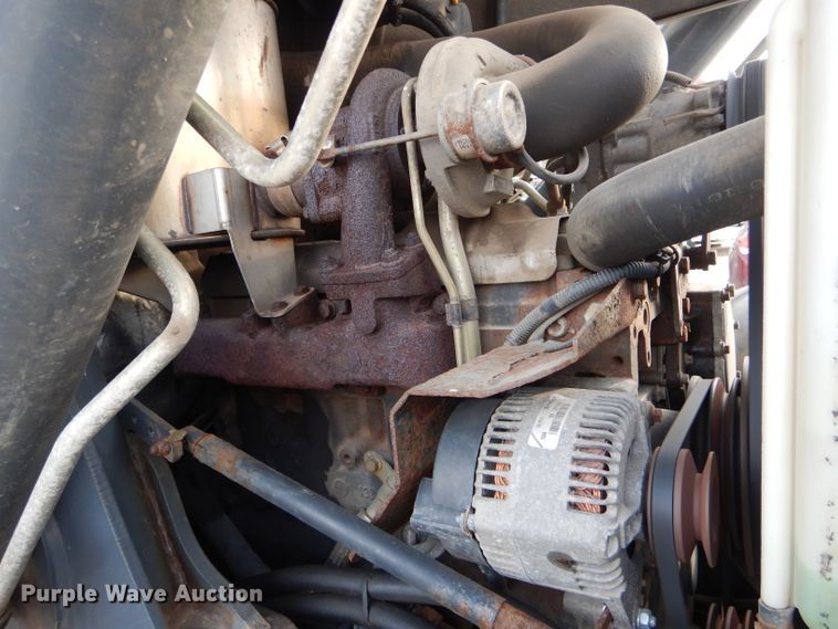 image for item DH6853 Terex 970B backhoe