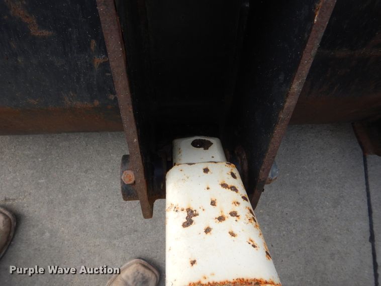 image for item DH6853 Terex 970B backhoe