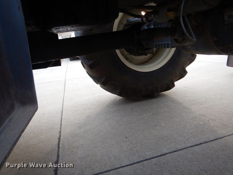 image for item DH6853 Terex 970B backhoe