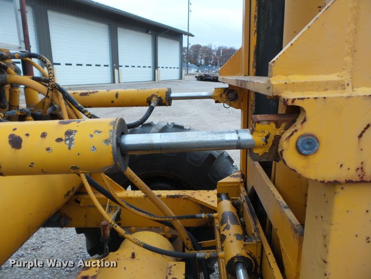 image for item DH7794 Nasco DF8 forklift