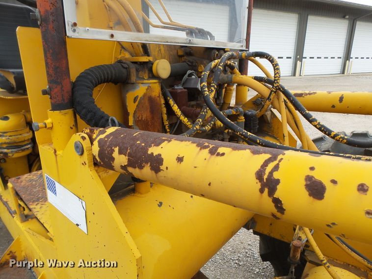 image for item DH7794 Nasco DF8 forklift