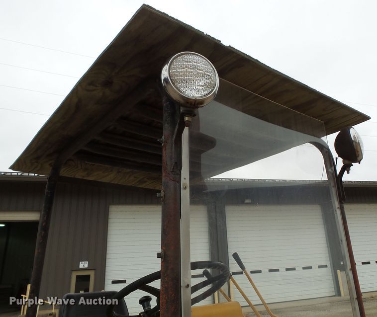 image for item DH7794 Nasco DF8 forklift