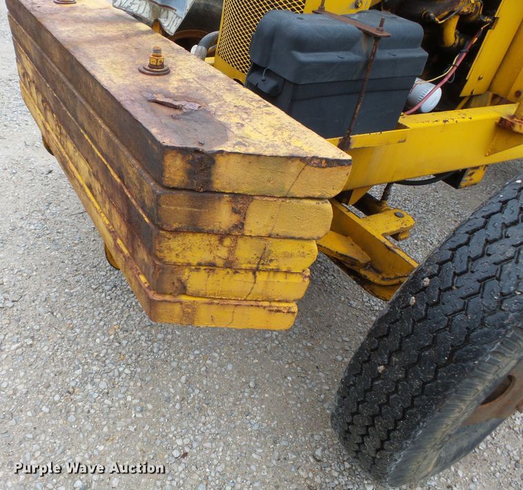 image for item DH7794 Nasco DF8 forklift