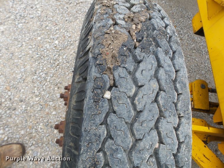 image for item DH7794 Nasco DF8 forklift