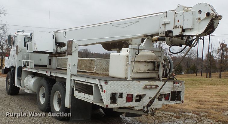 image for item DH7795 1991 Mack DMM6906S digger derrick truck