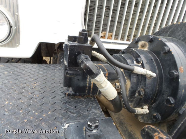 image for item DH7795 1991 Mack DMM6906S digger derrick truck