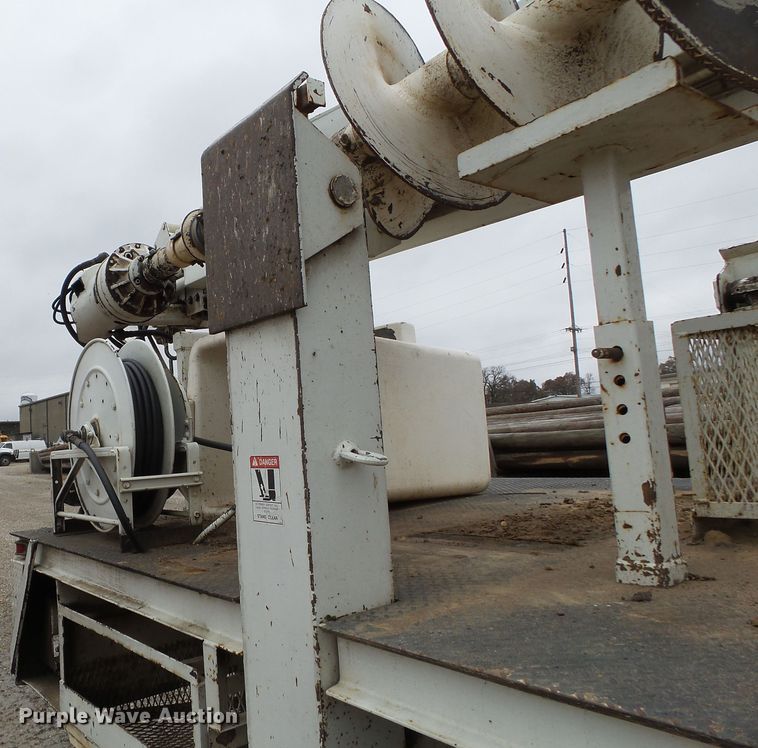 image for item DH7795 1991 Mack DMM6906S digger derrick truck