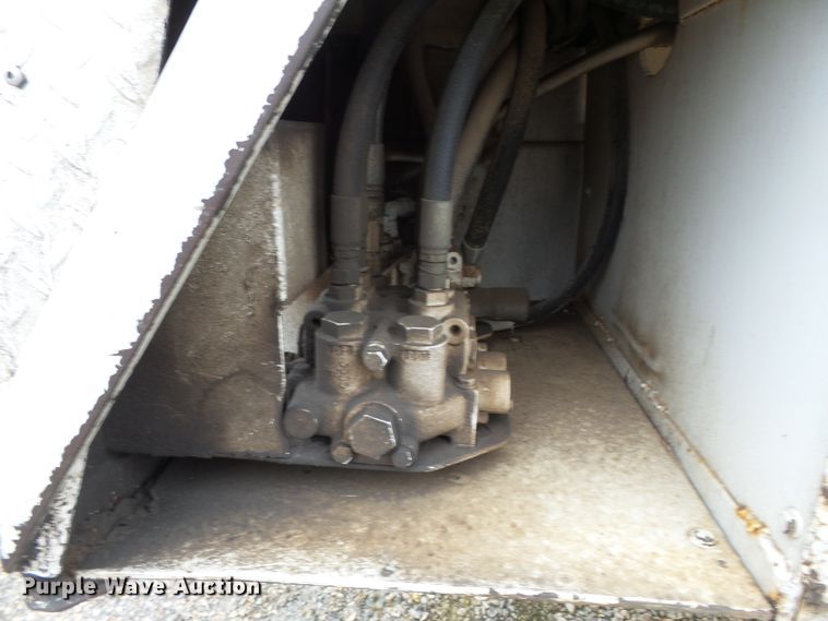 image for item DH7795 1991 Mack DMM6906S digger derrick truck