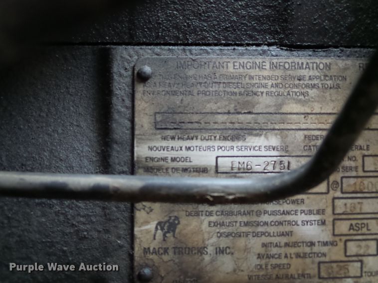 image for item DH7795 1991 Mack DMM6906S digger derrick truck