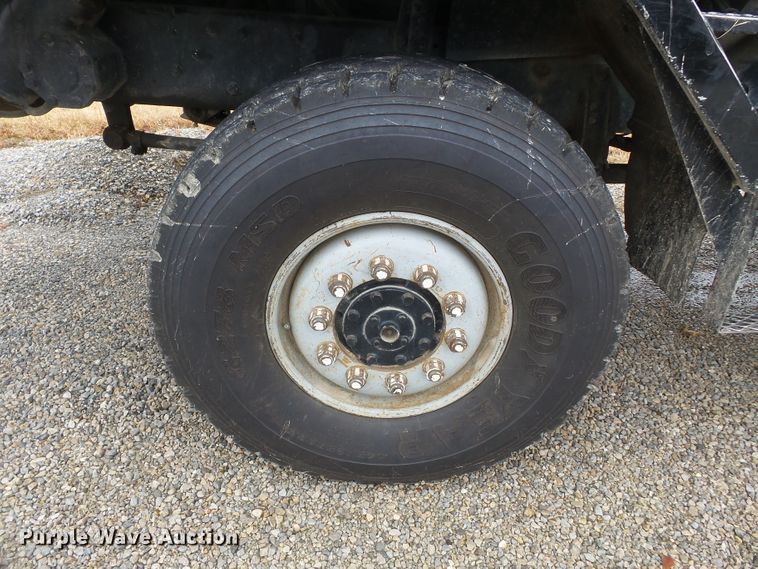 image for item DH7795 1991 Mack DMM6906S digger derrick truck