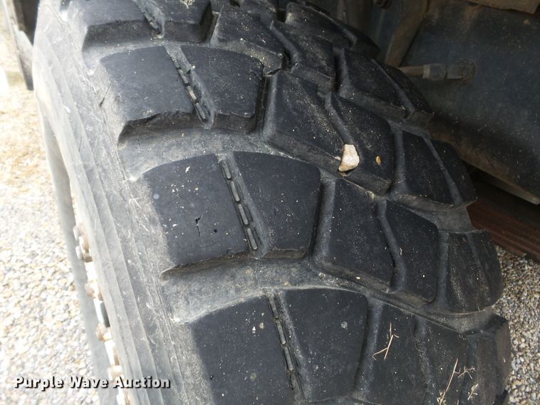 image for item DH7795 1991 Mack DMM6906S digger derrick truck