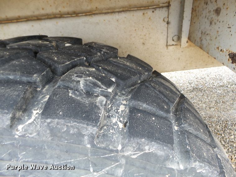 image for item DH7795 1991 Mack DMM6906S digger derrick truck