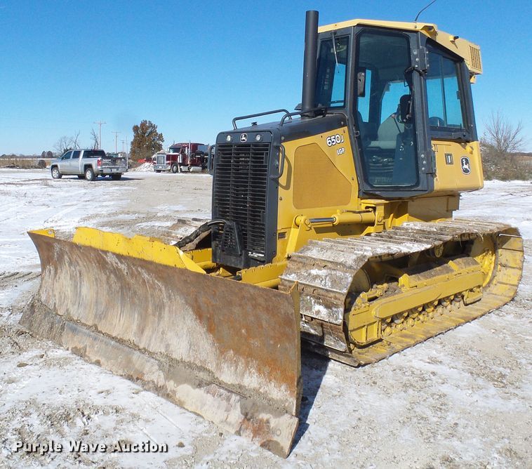 image for item DI0737 2005 John Deere 650J LGP dozer