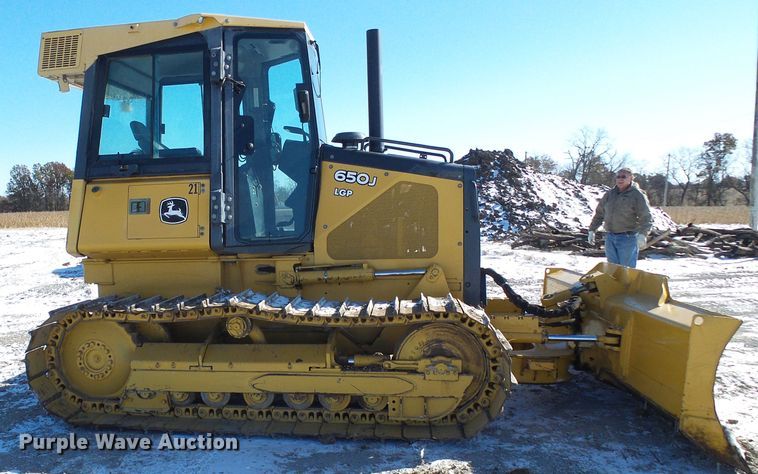 image for item DI0737 2005 John Deere 650J LGP dozer