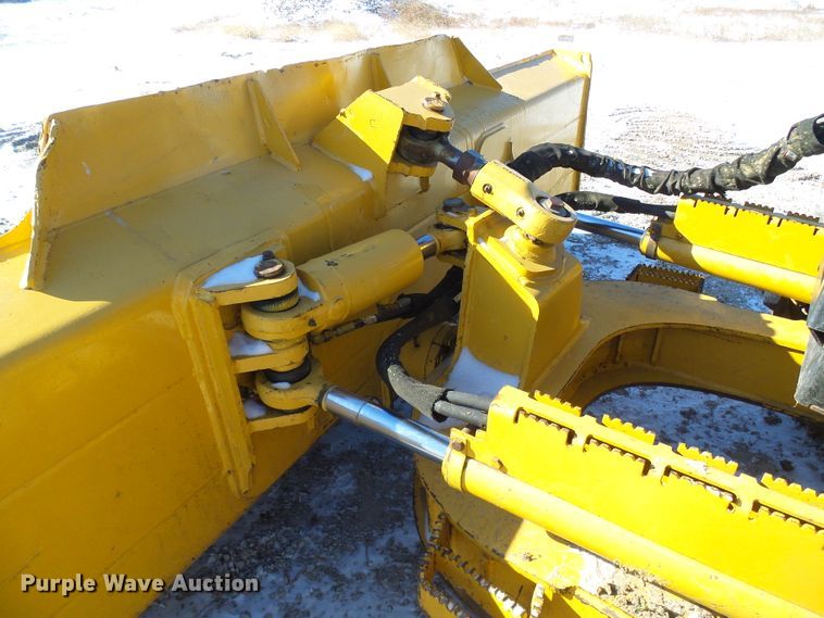 image for item DI0737 2005 John Deere 650J LGP dozer