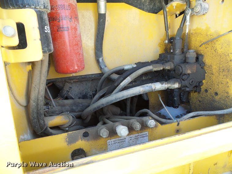 image for item DI0737 2005 John Deere 650J LGP dozer