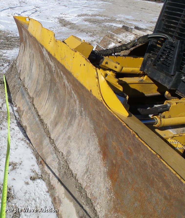 image for item DI0737 2005 John Deere 650J LGP dozer