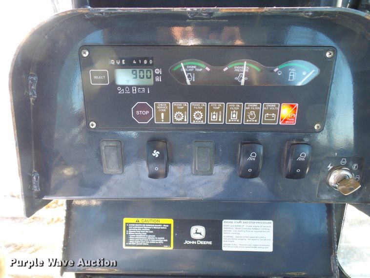 image for item DI0737 2005 John Deere 650J LGP dozer