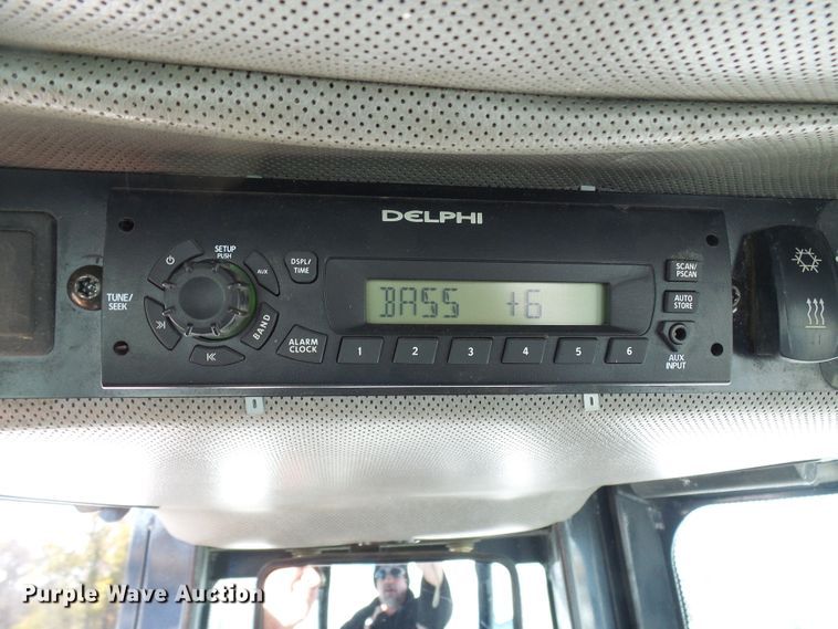 image for item DI0737 2005 John Deere 650J LGP dozer