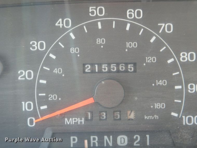 image for item DI0739 2000 Ford F550 Super Duty XL bucket truck