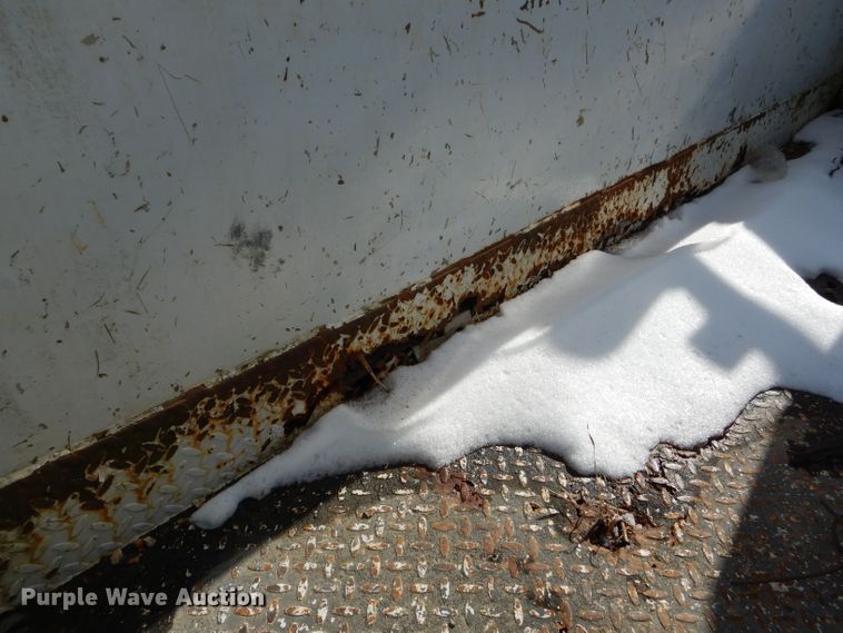 image for item DI0739 2000 Ford F550 Super Duty XL bucket truck