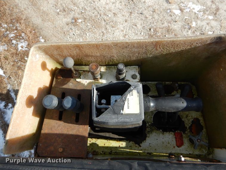 image for item DI0739 2000 Ford F550 Super Duty XL bucket truck