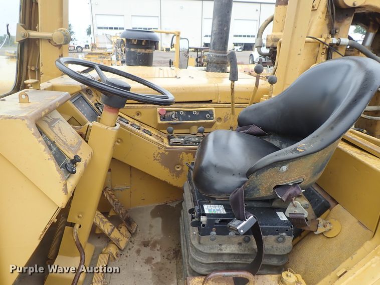 image for item DI1781 1988 Caterpillar 631E conventional scraper