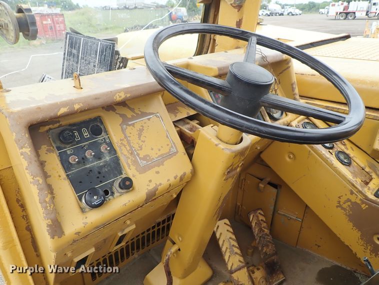 image for item DI1781 1988 Caterpillar 631E conventional scraper