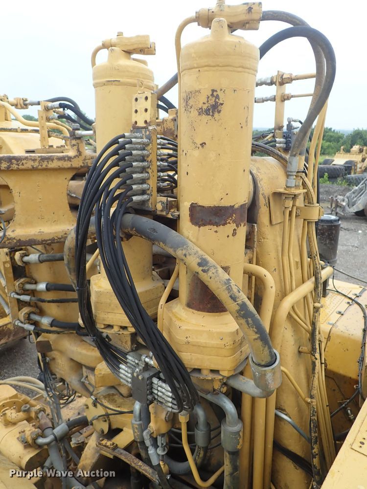 image for item DI1781 1988 Caterpillar 631E conventional scraper