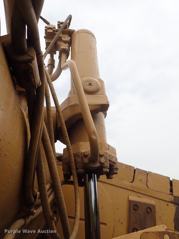 image for item DI1781 1988 Caterpillar 631E conventional scraper