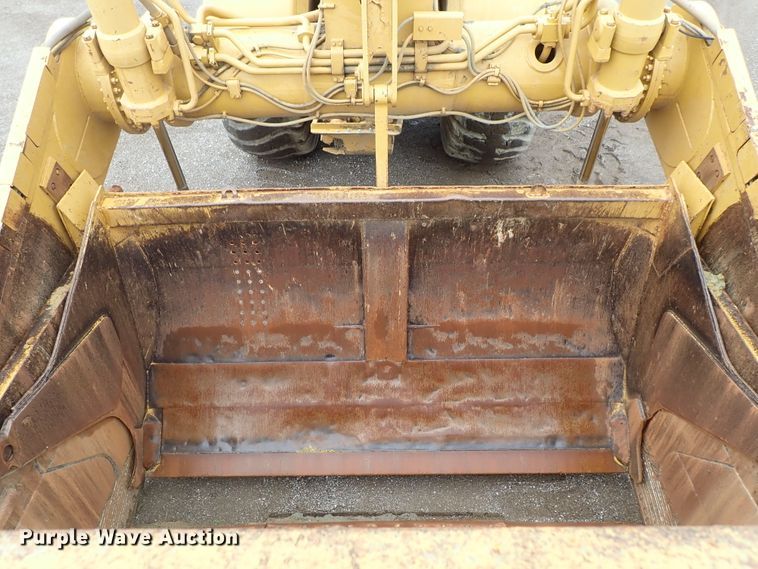 image for item DI1781 1988 Caterpillar 631E conventional scraper