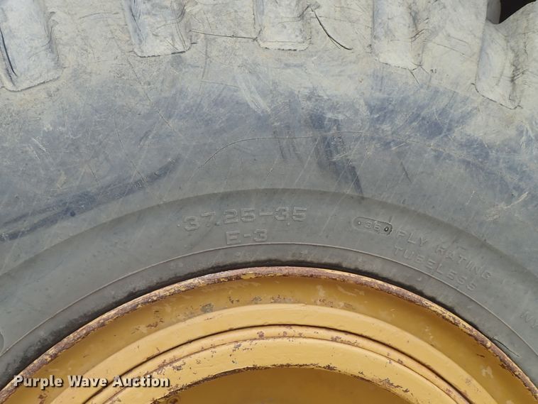 image for item DI1781 1988 Caterpillar 631E conventional scraper