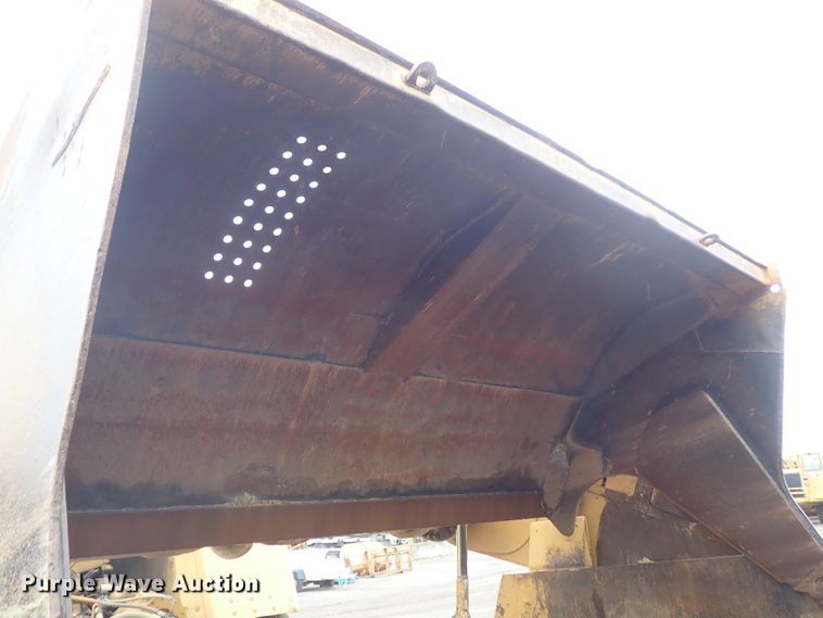 image for item DI1781 1988 Caterpillar 631E conventional scraper