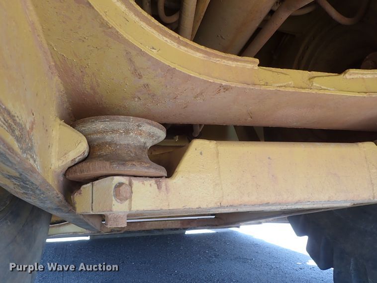 image for item DI1782 1989 Caterpillar 631E Series II conventional scraper