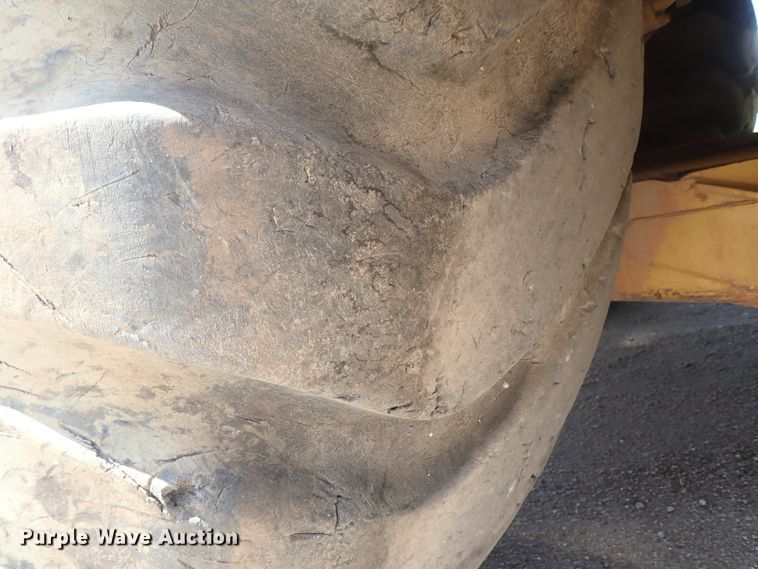 image for item DI1782 1989 Caterpillar 631E Series II conventional scraper