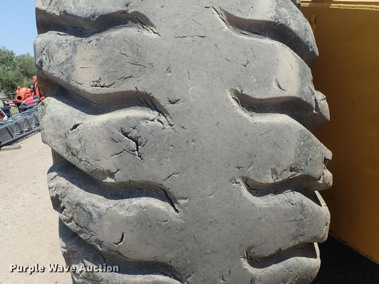 image for item DI1782 1989 Caterpillar 631E Series II conventional scraper