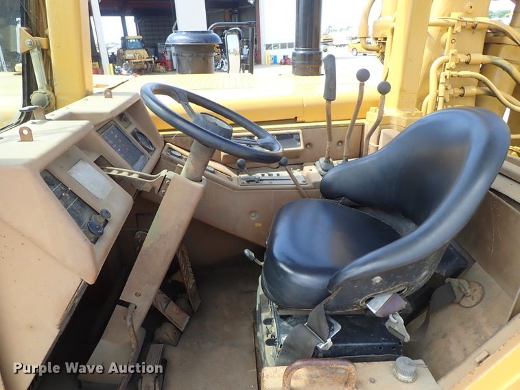 image for item DI1783 1990 Caterpillar 631E Series II conventional scraper