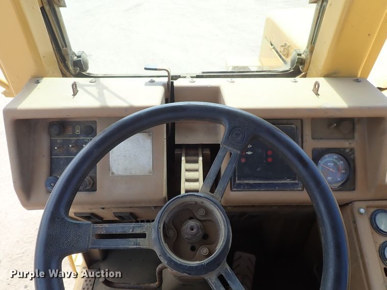 image for item DI1783 1990 Caterpillar 631E Series II conventional scraper