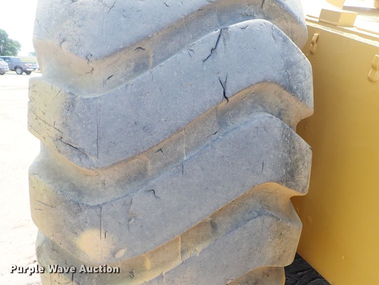 image for item DI1783 1990 Caterpillar 631E Series II conventional scraper